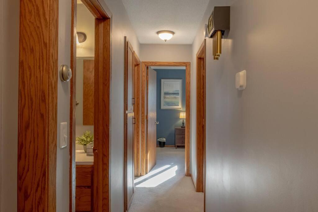 Family Home W/ 2 King, 2 Queen Beds + Game Room Bemidji Εξωτερικό φωτογραφία