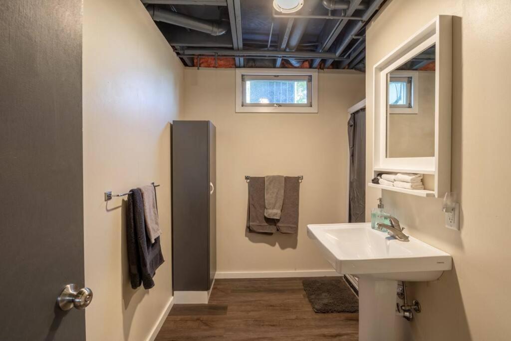 Family Home W/ 2 King, 2 Queen Beds + Game Room Bemidji Εξωτερικό φωτογραφία